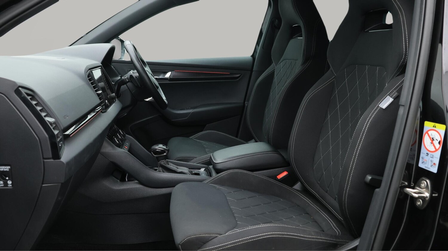 Used Skoda Karoq 2021 for sale - 76215499: Photo 15