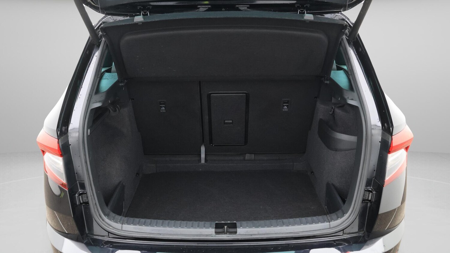 Used Skoda Karoq 2021 for sale - 76215499: Photo 18