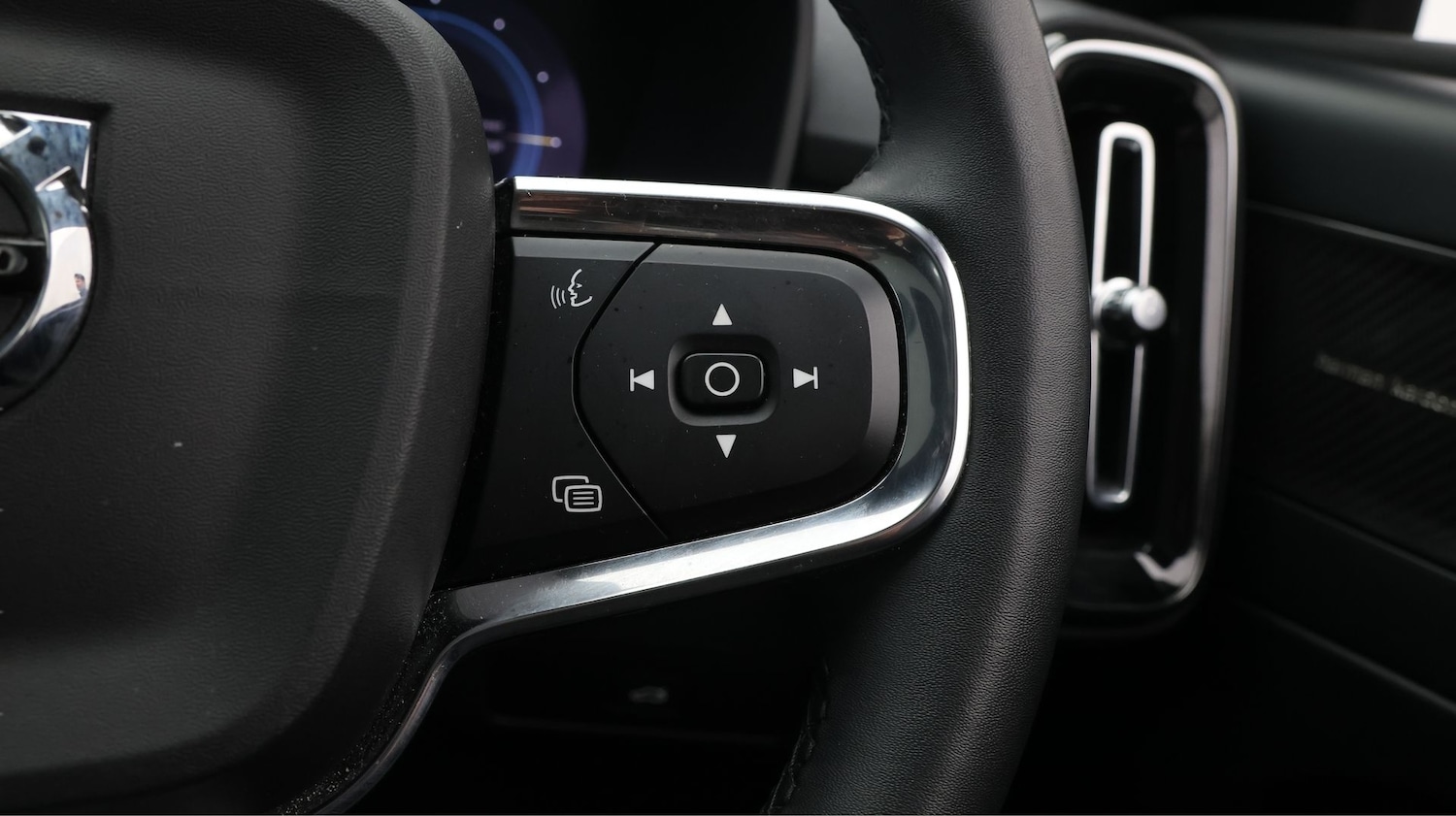 Used Volvo C40 2022 for sale - 77746156: Photo 24