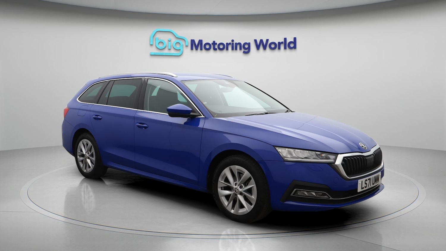 Used Skoda Octavia 2021 for sale - 76398369: Photo 2