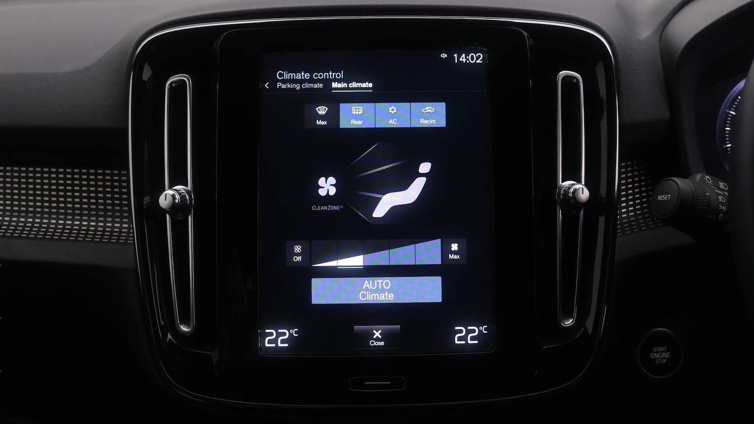 Used Volvo XC40 2022 for sale - 77807351: Photo 12