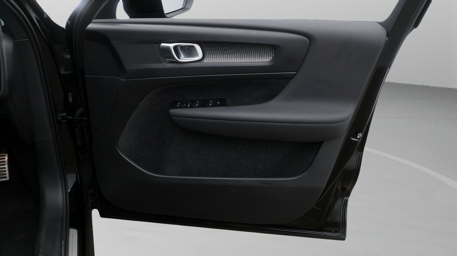 Used Volvo XC40 2022 for sale - 77807351: Photo 15