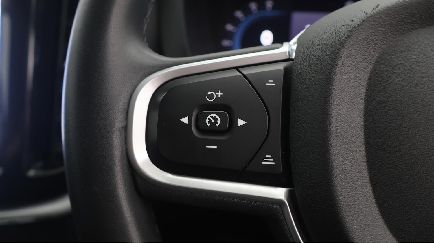 Used Volvo XC60 2021 for sale - 76349708: Photo 26