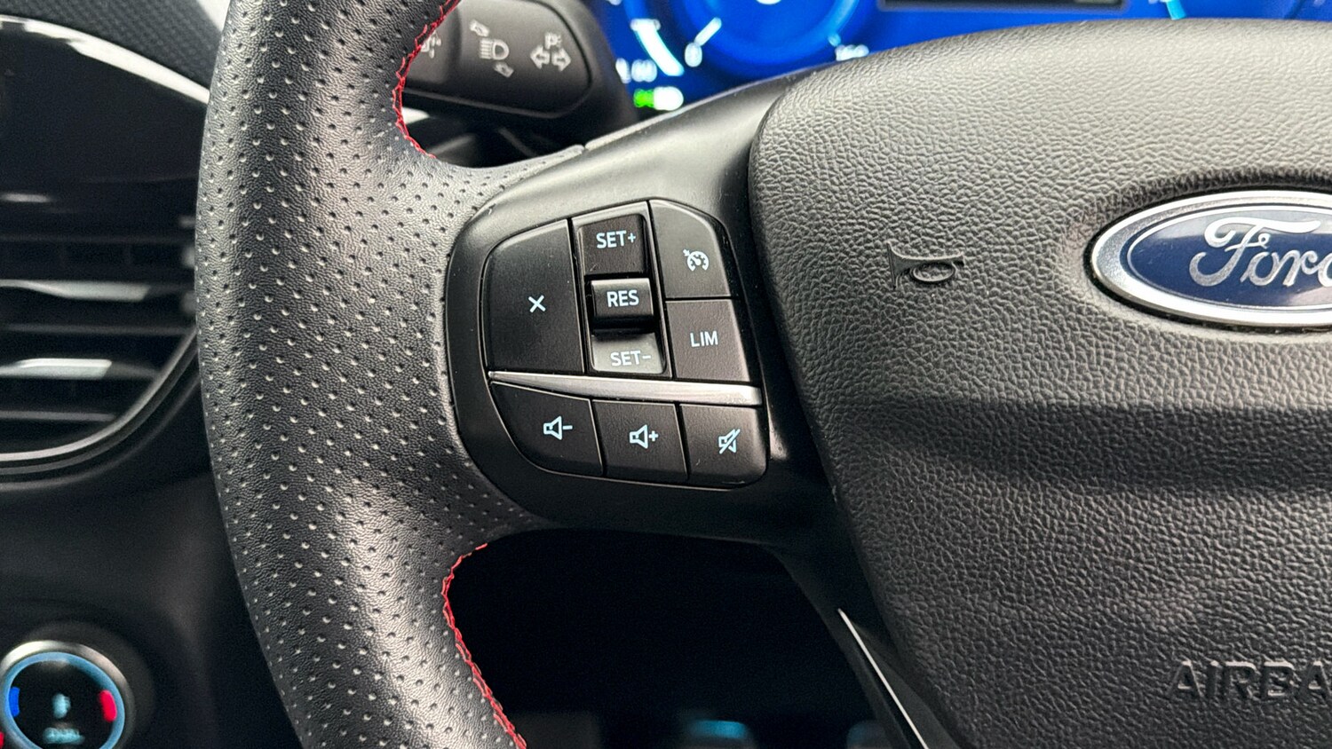 Used Ford Kuga 2023 for sale - 78162116: Photo 22