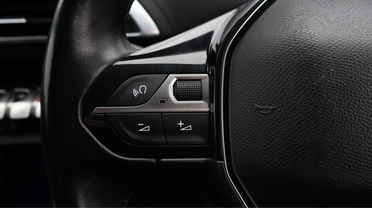 Used Peugeot 5008 2021 for sale - 76780603: Photo 27