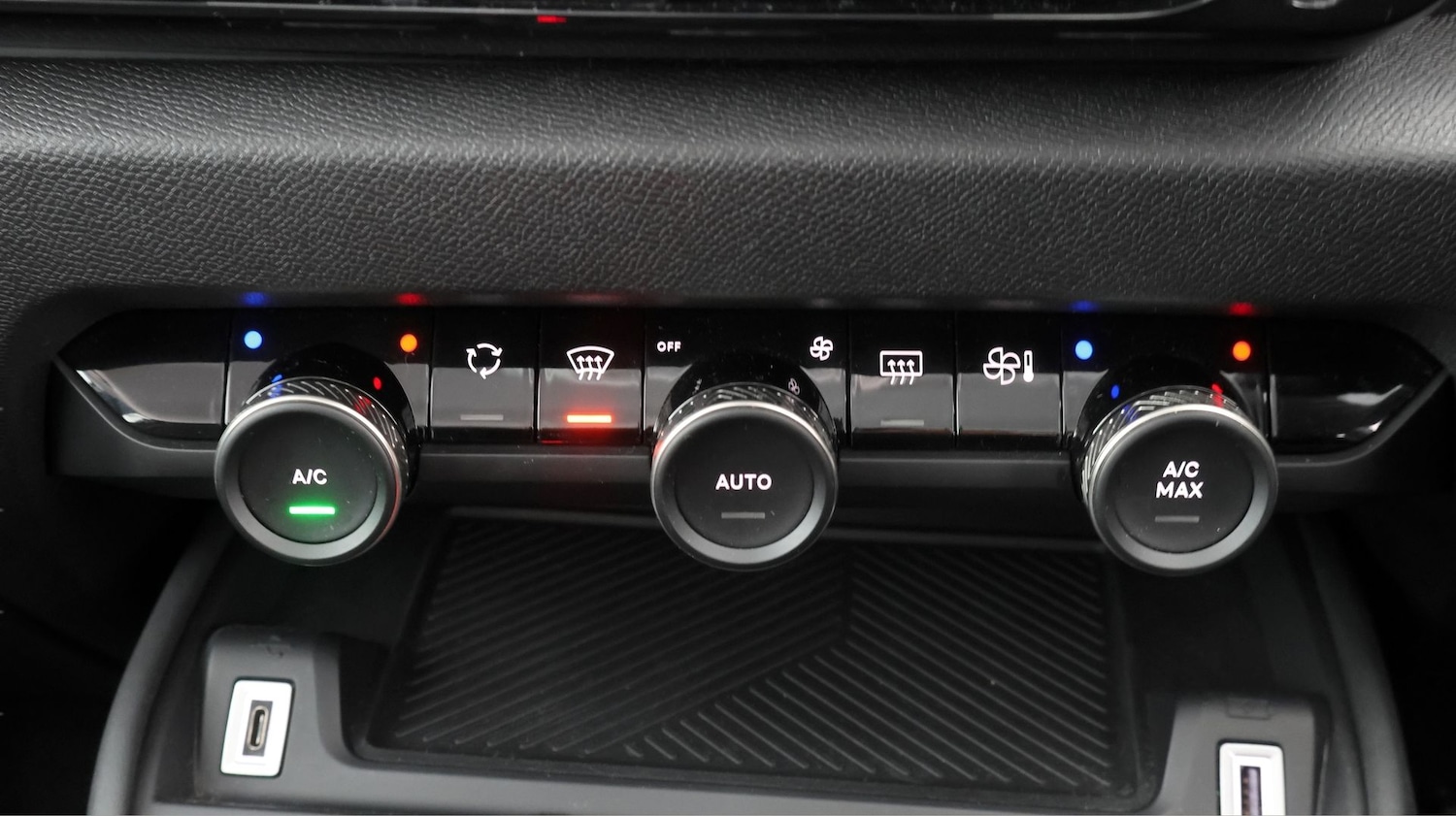 Used Citroen C4 2021 for sale - 77675864: Photo 12