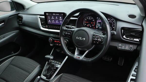 Used Kia Stonic 2022 for sale - 76284011: Photo 10