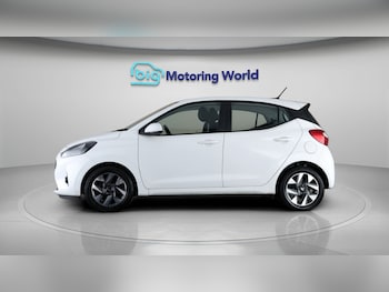 Used Hyundai i10 2023 for sale - 79495525: Photo