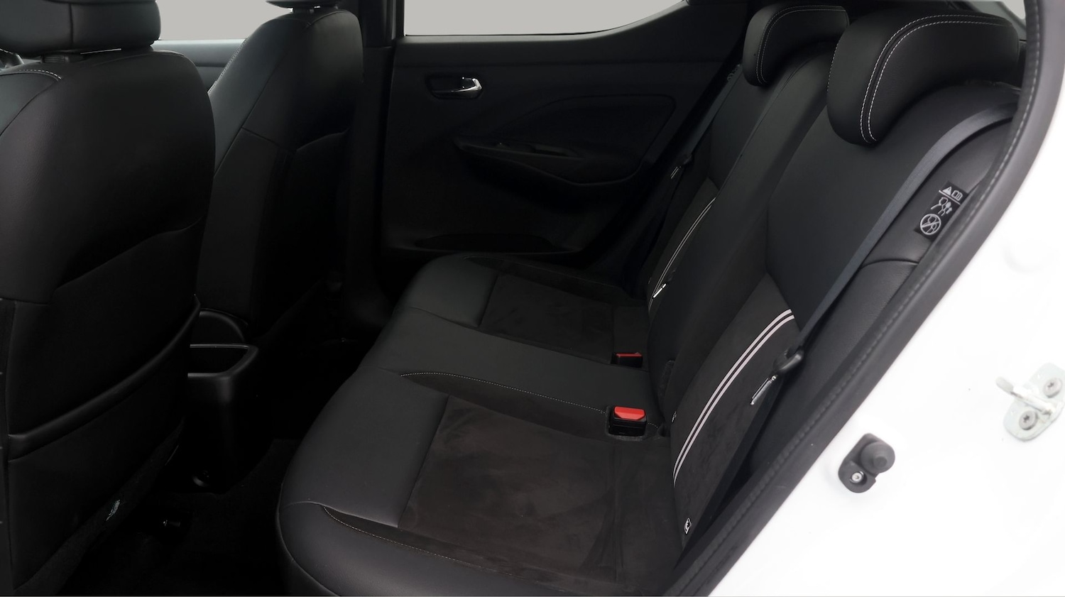 Used Nissan Micra 2022 for sale - 77125125: Photo 16