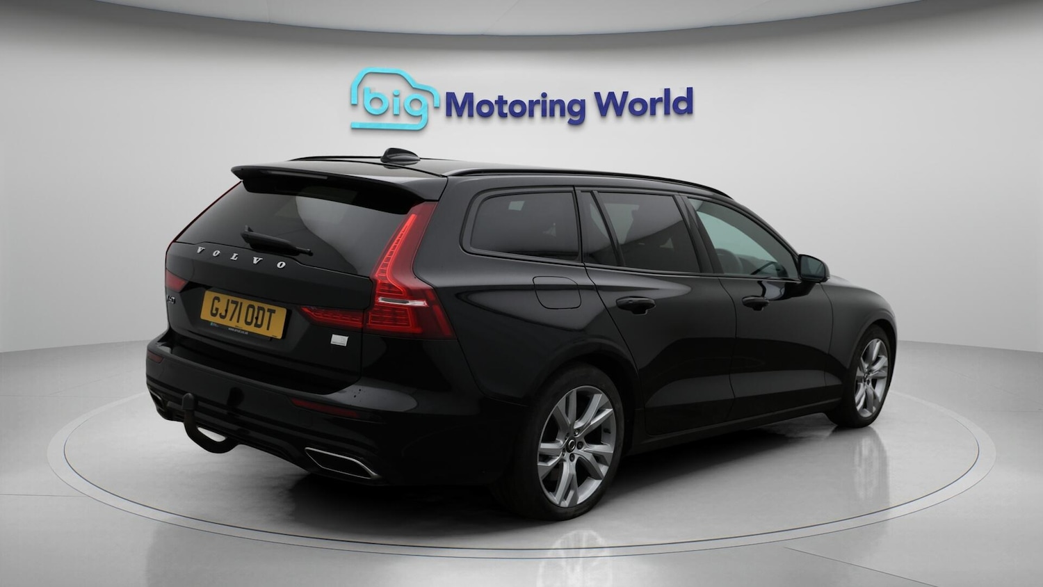 Used Volvo V60 2021 for sale - 76381065: Photo 8
