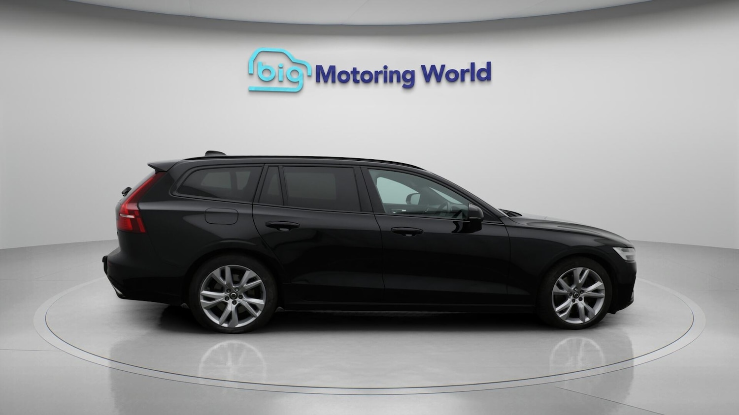 Used Volvo V60 2021 for sale - 76381065: Photo 9