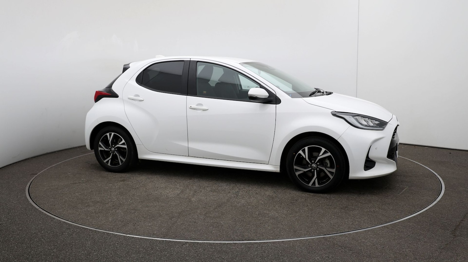 Used Toyota Yaris 2024 for sale - 77115227: Photo 13