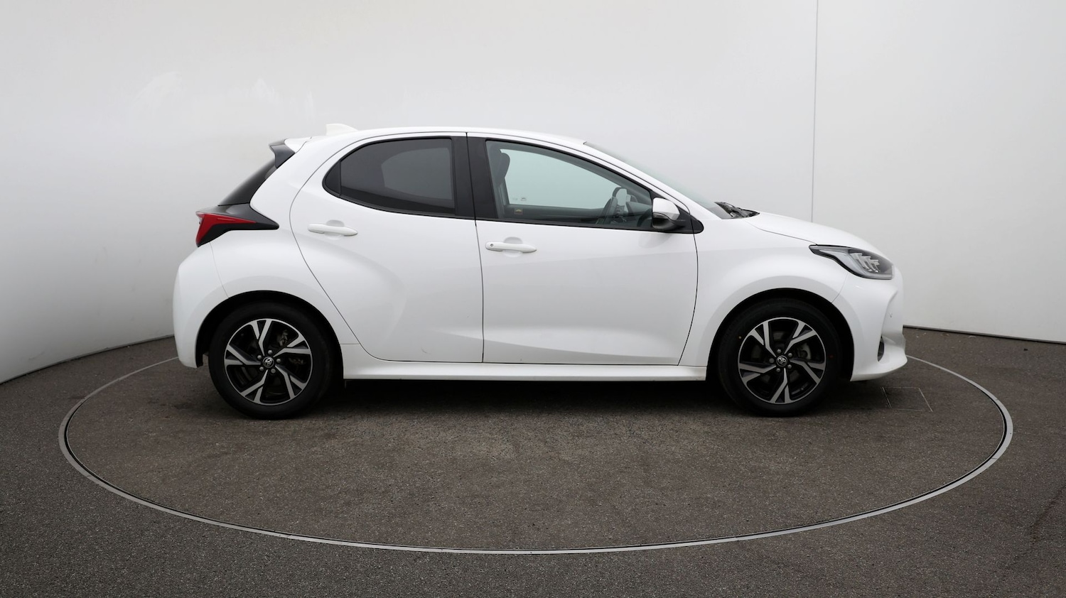 Used Toyota Yaris 2024 for sale - 77115227: Photo 16