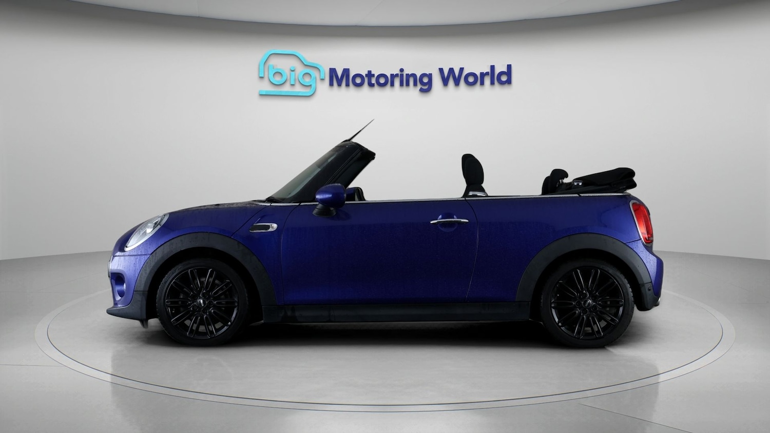 Used MINI Convertible 2018 for sale - 77490157: Photo 4