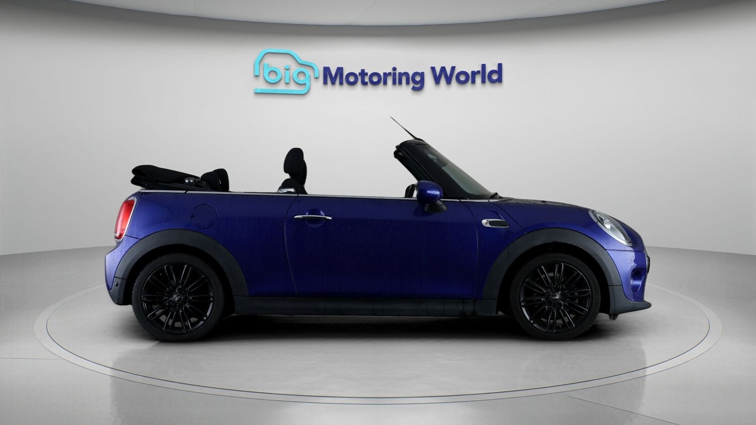 Used MINI Convertible 2018 for sale - 77490157: Photo 8