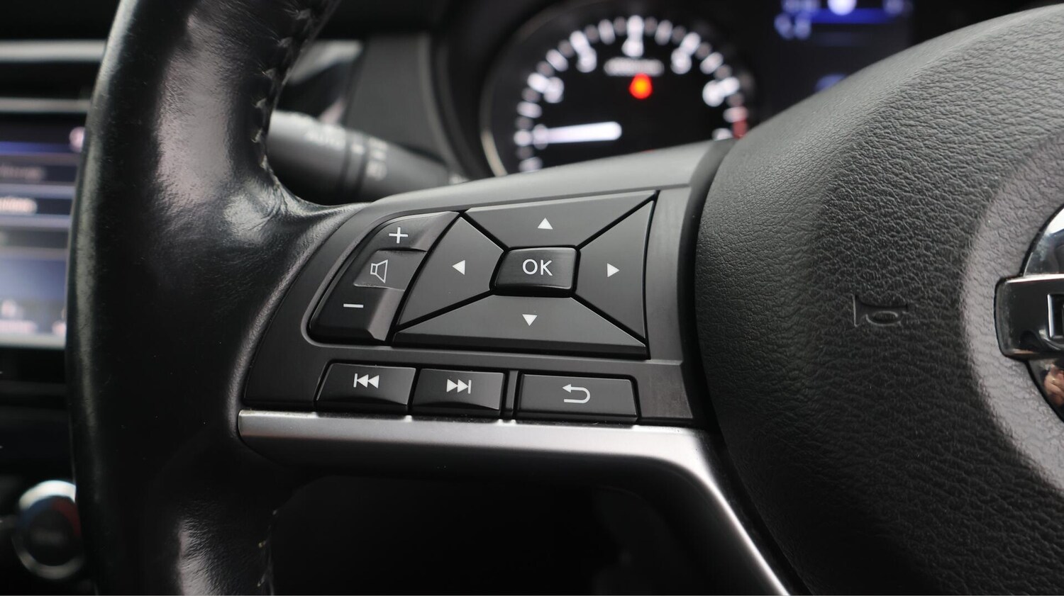 Used Nissan X-Trail 2021 for sale - 76772259: Photo 25