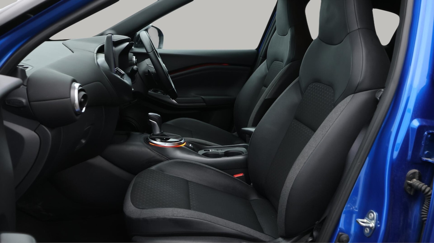 Used Nissan Juke 2024 for sale - 76306263: Photo 15