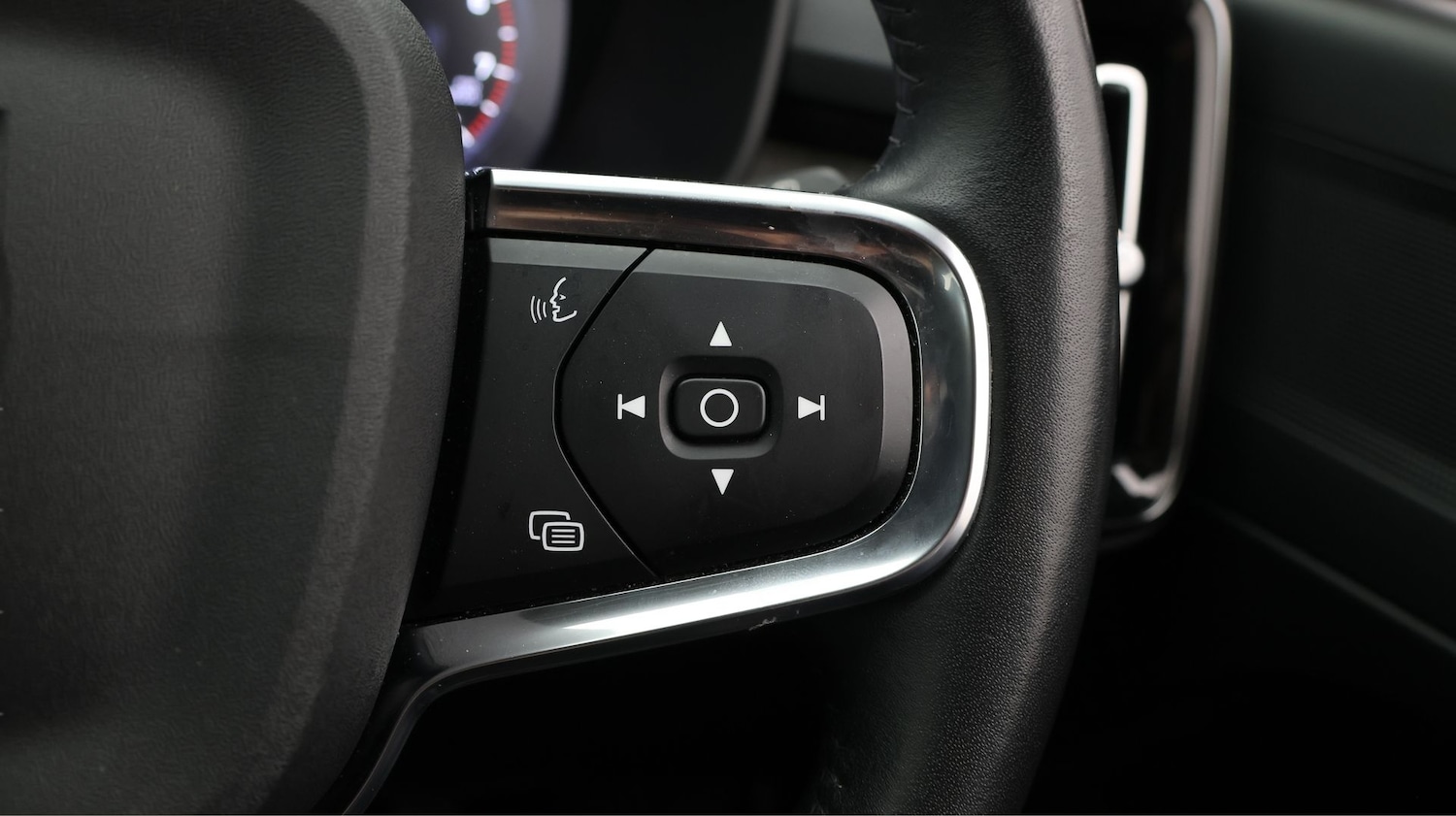 Used Volvo XC40 2020 for sale - 77207632: Photo 21