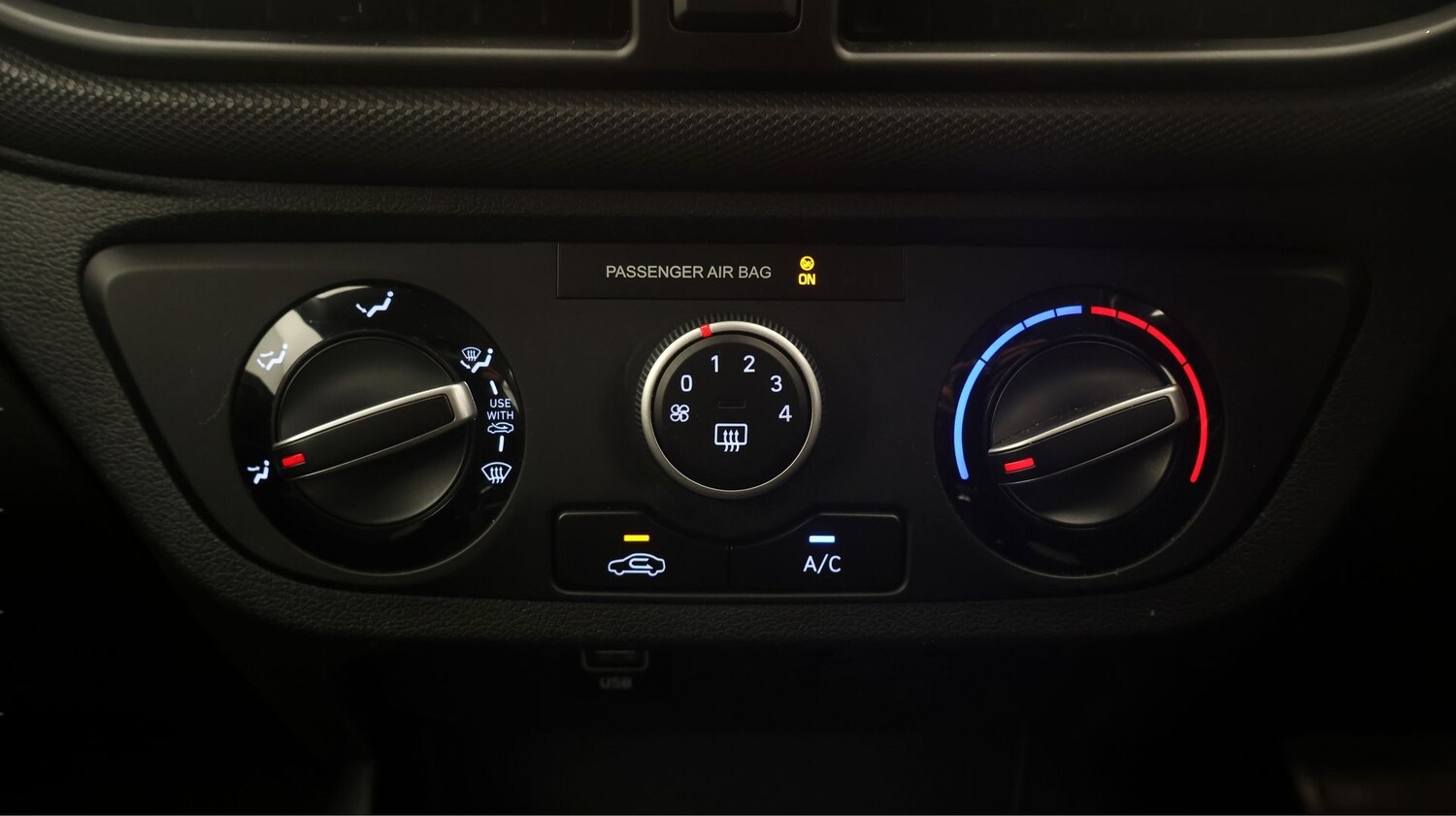 Used Hyundai i10 2022 for sale - 77270854: Photo 12