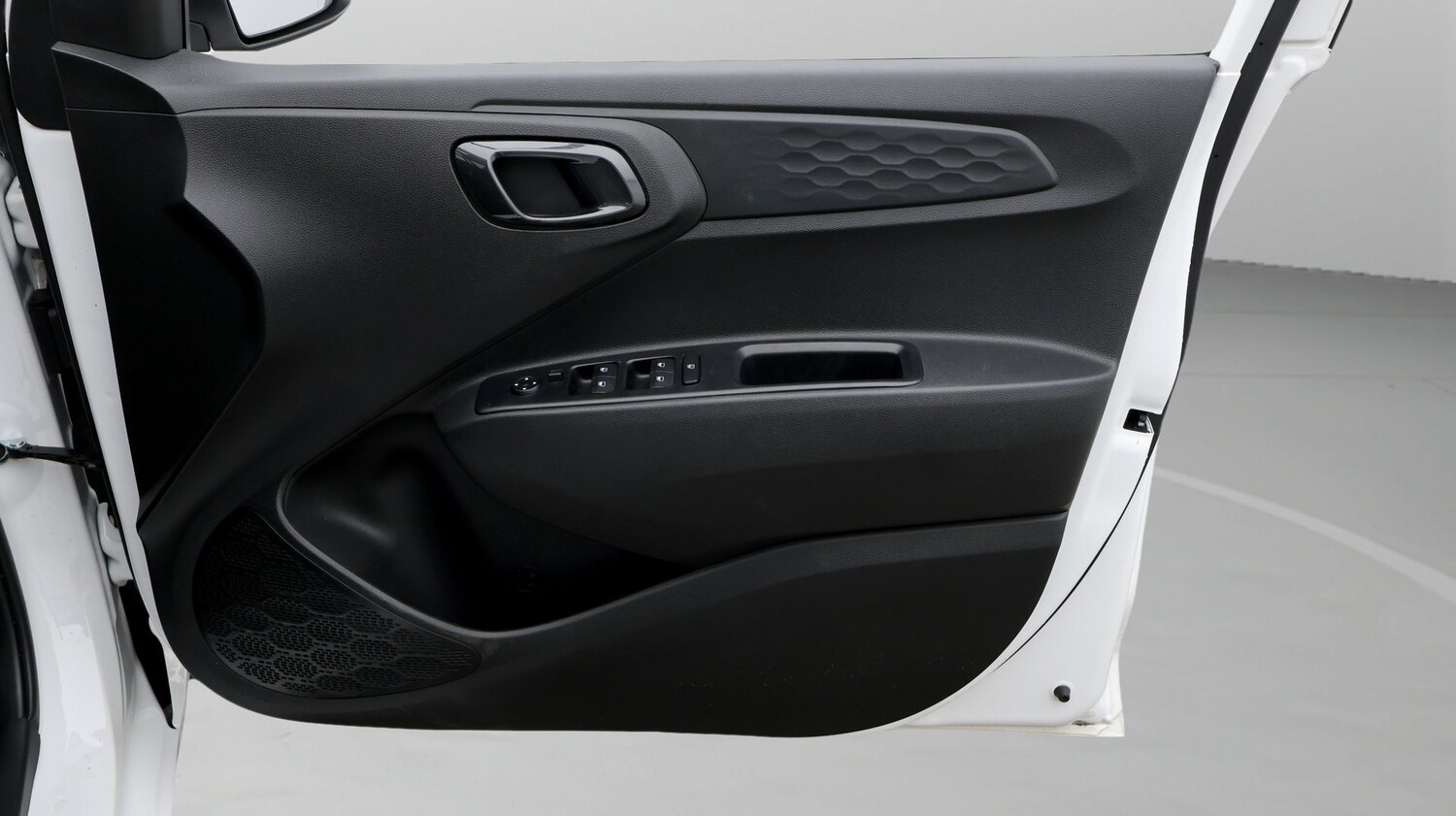 Used Hyundai i10 2022 for sale - 77270854: Photo 15