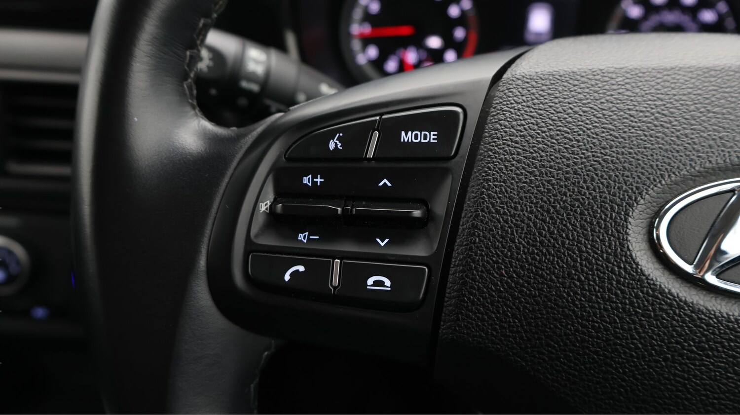 Used Hyundai i10 2022 for sale - 77270854: Photo 23