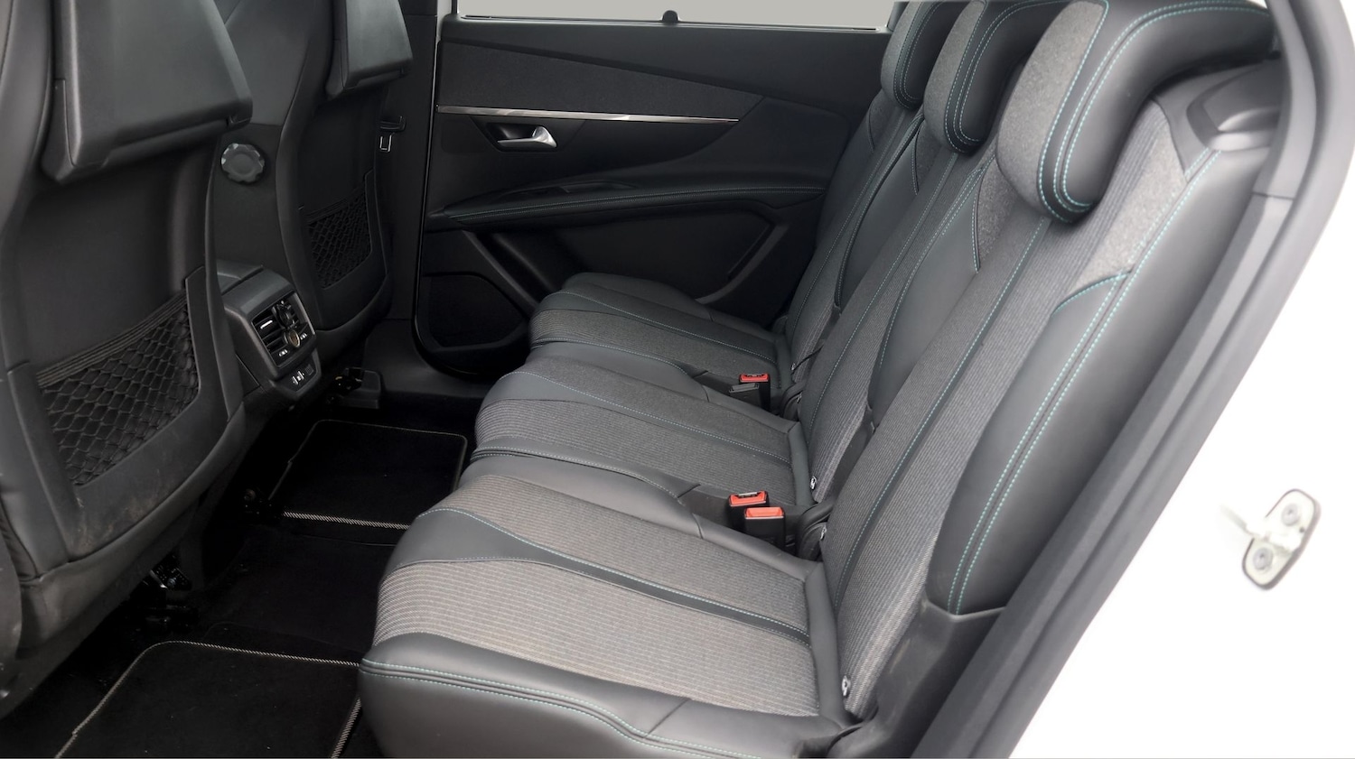 Used Peugeot 5008 2021 for sale - 77288919: Photo 16