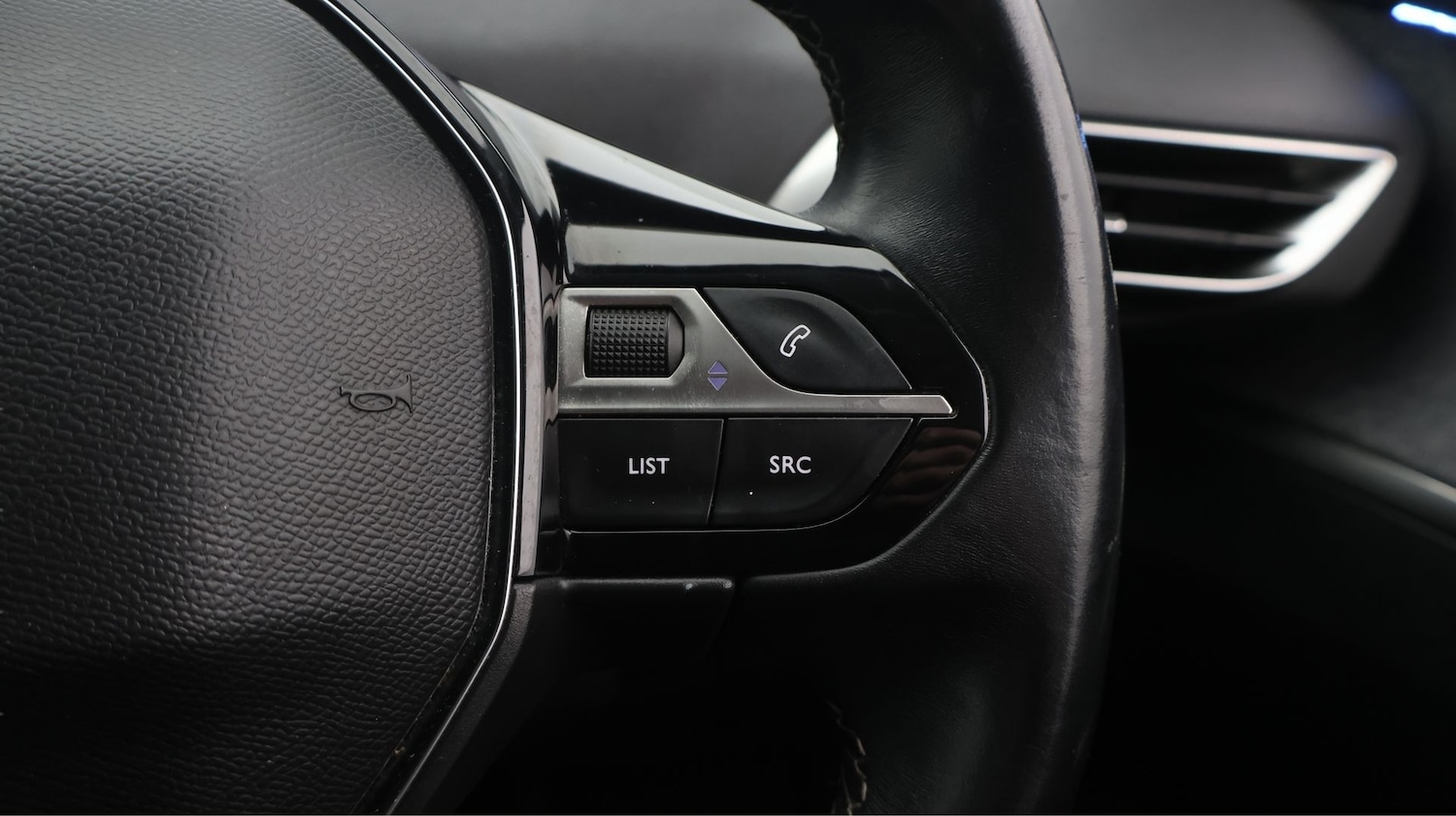 Used Peugeot 5008 2021 for sale - 77288919: Photo 27