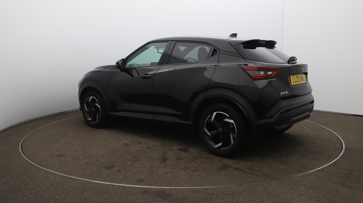 Used Nissan Juke 2023 for sale - 76001479: Photo 35