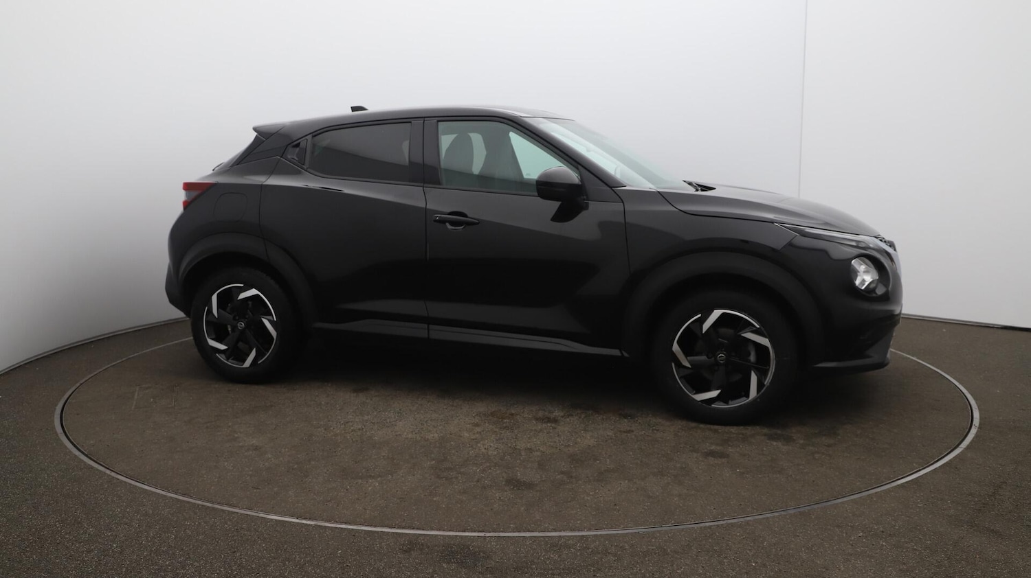 Used Nissan Juke 2023 for sale - 76001479: Photo 48