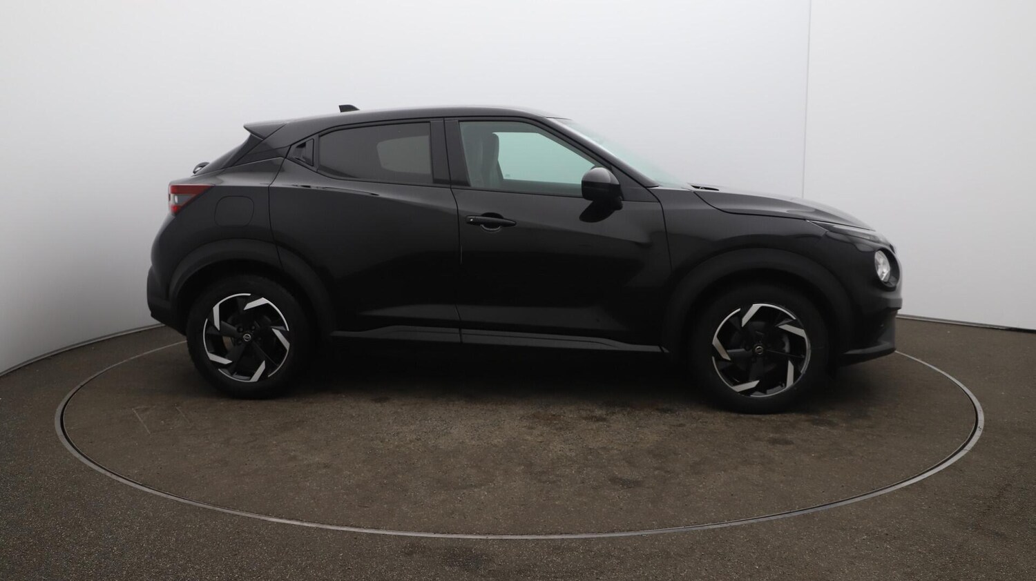 Used Nissan Juke 2023 for sale - 76001479: Photo 49