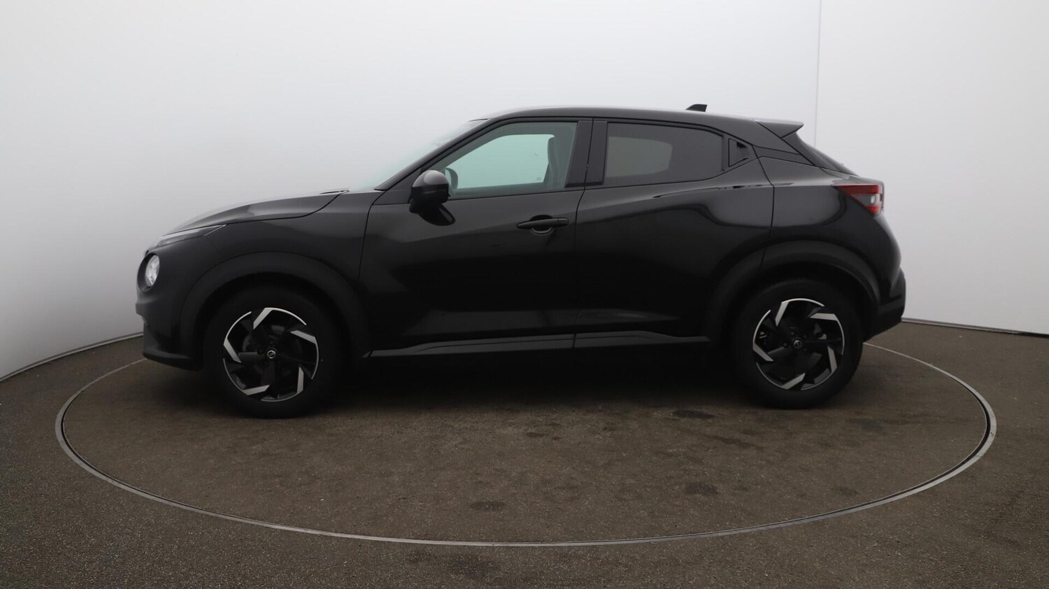 Used Nissan Juke 2023 for sale - 76001479: Photo 65