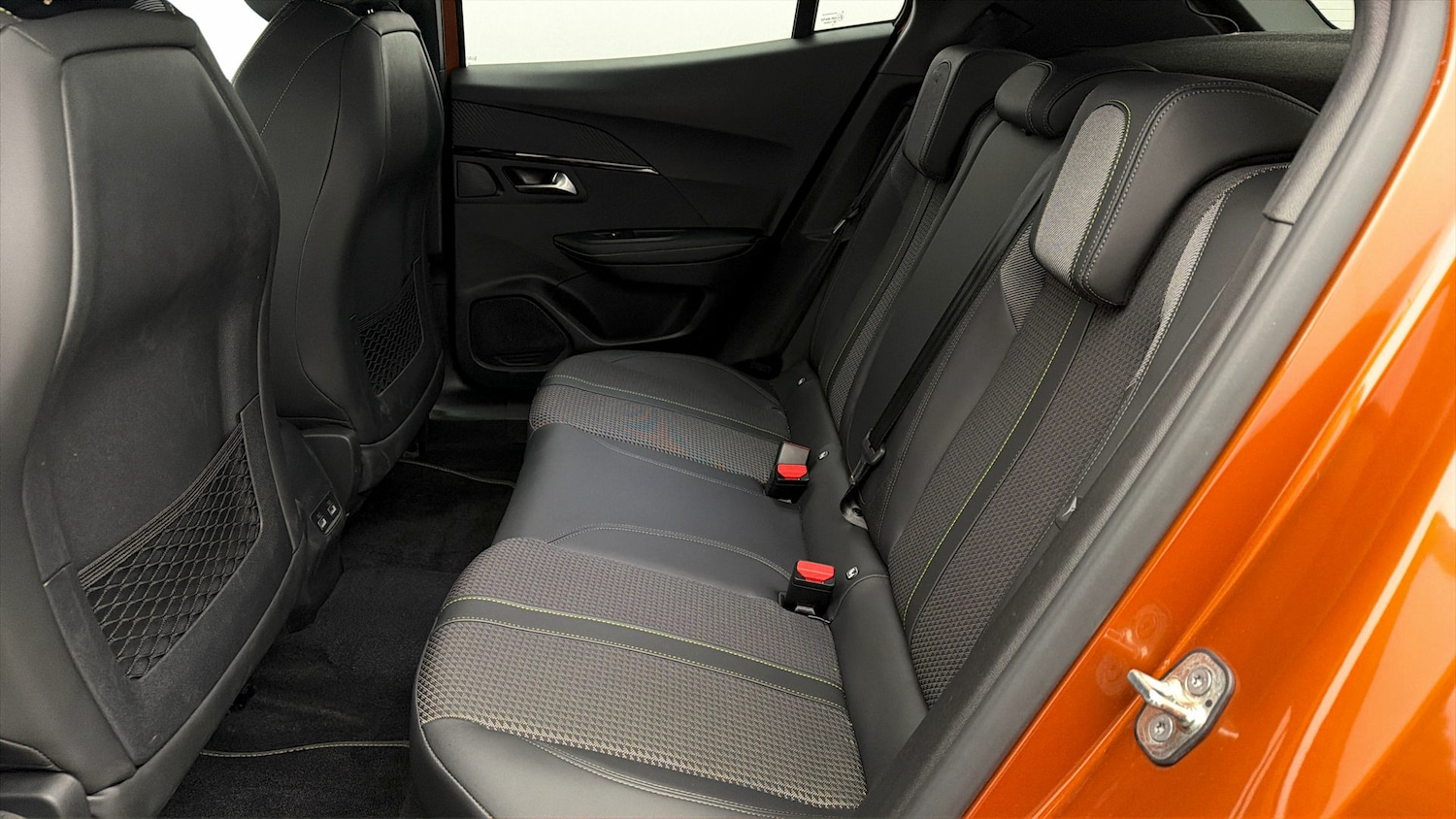 Used Peugeot E-2008 2024 for sale - 78012448: Photo 15