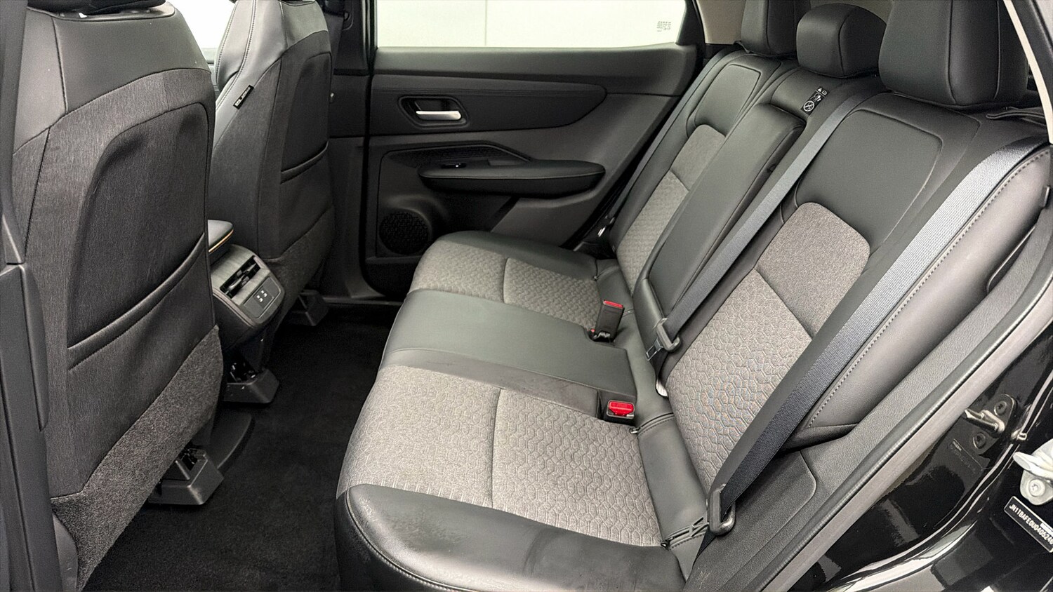 Used Nissan ARIYA 2025 for sale - 78177290: Photo 15