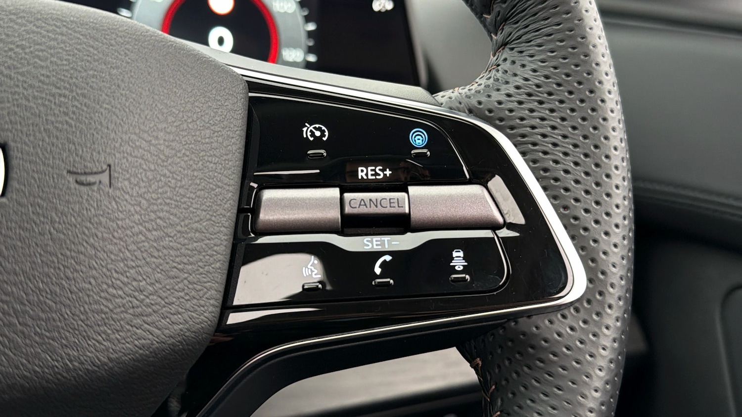 Used Nissan ARIYA 2025 for sale - 78177290: Photo 24