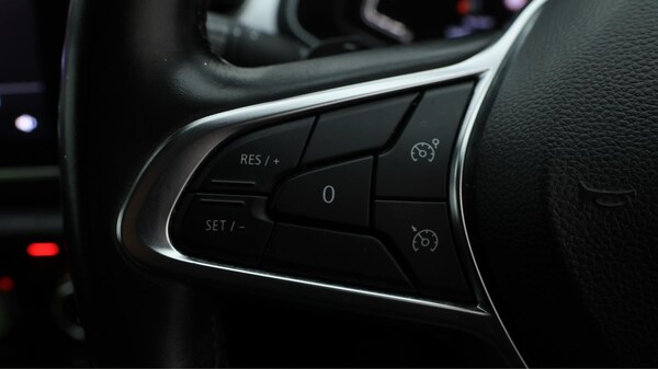 Used Renault Captur 2020 for sale - 76201262: Photo 23