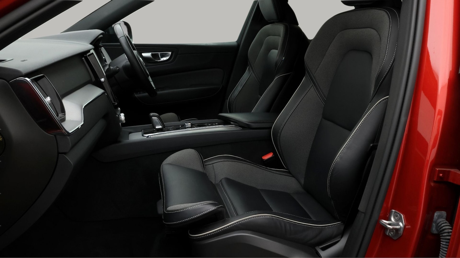 Used Volvo XC60 2021 for sale - 77181415: Photo 14