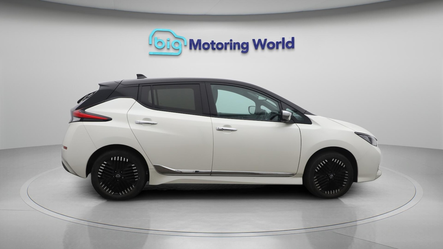 Used Nissan Leaf 2022 for sale - 76349557: Photo 9