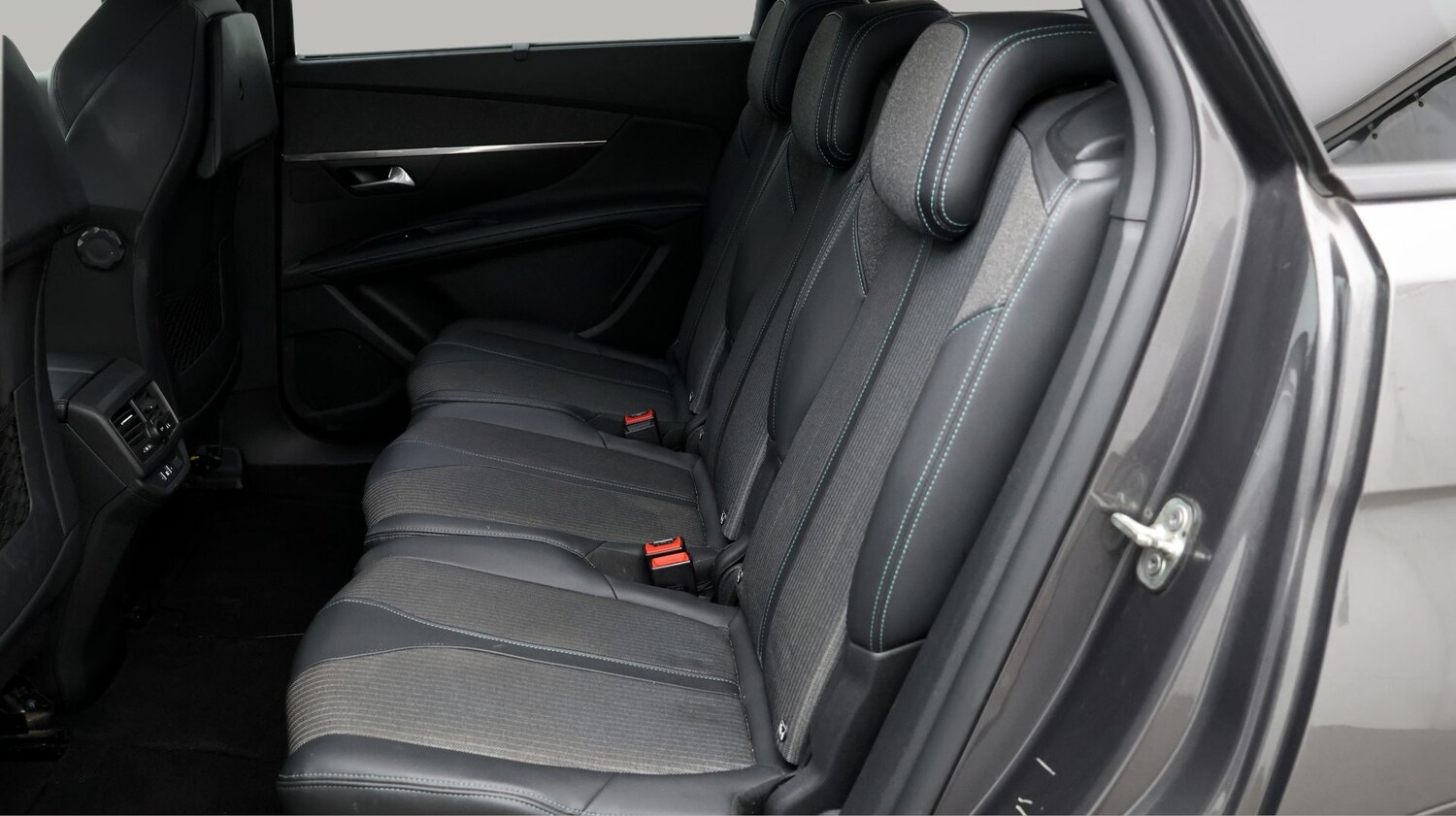 Used Peugeot 5008 2022 for sale - 77181596: Photo 16