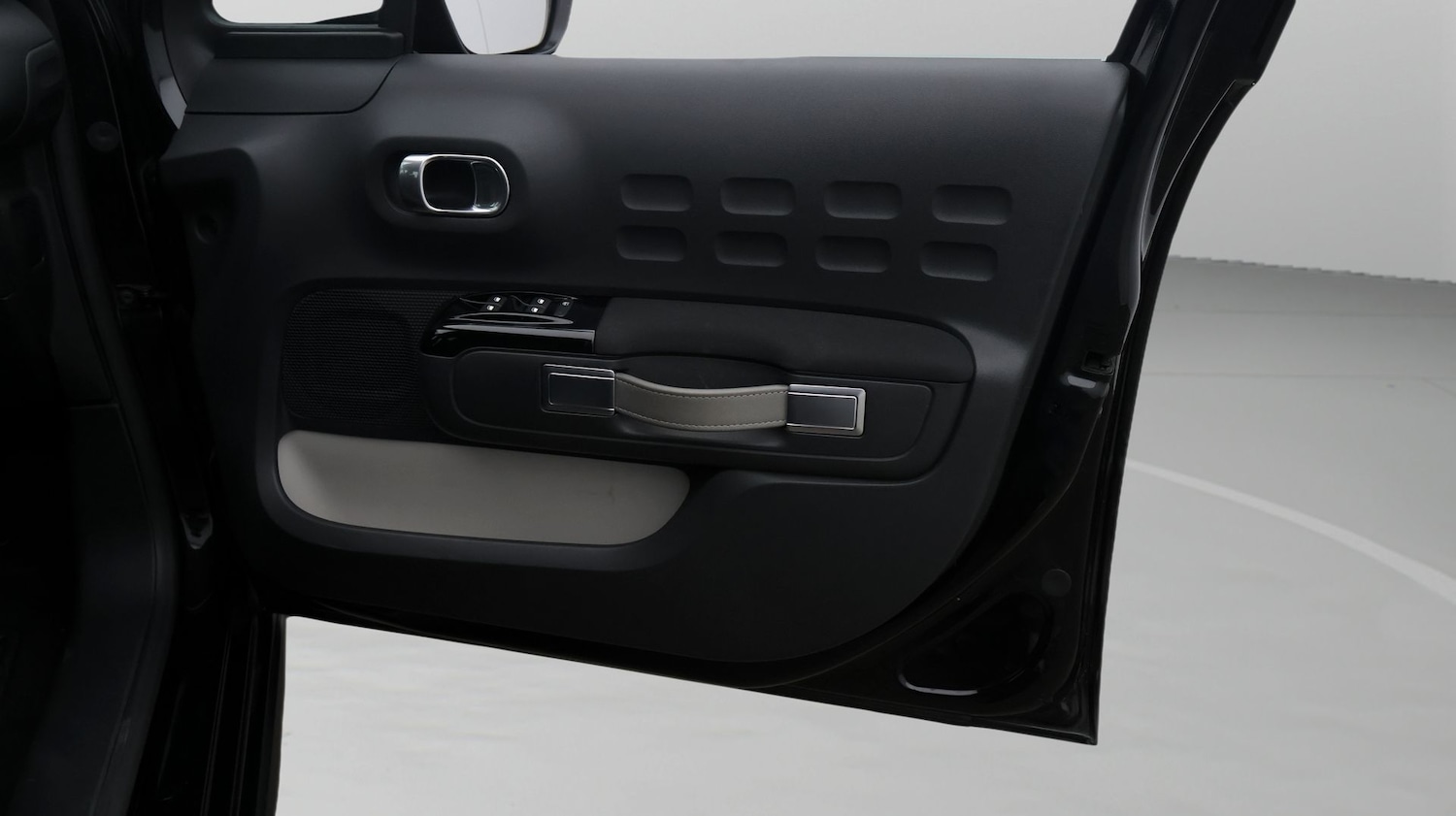 Used Citroen C3 2021 for sale - 77776110: Photo 15