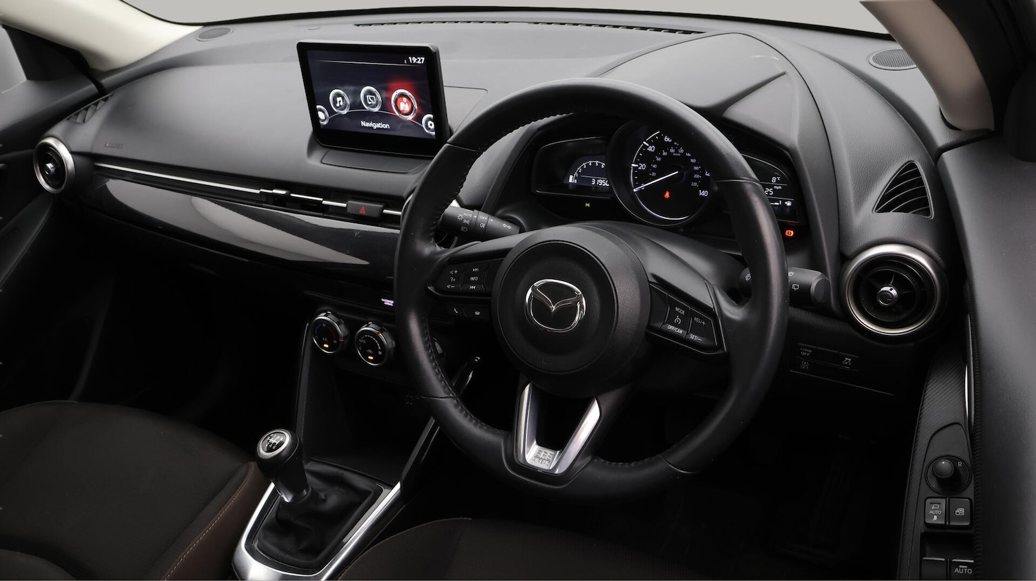 Used Mazda Mazda2 2022 for sale - 76701755: Photo 10