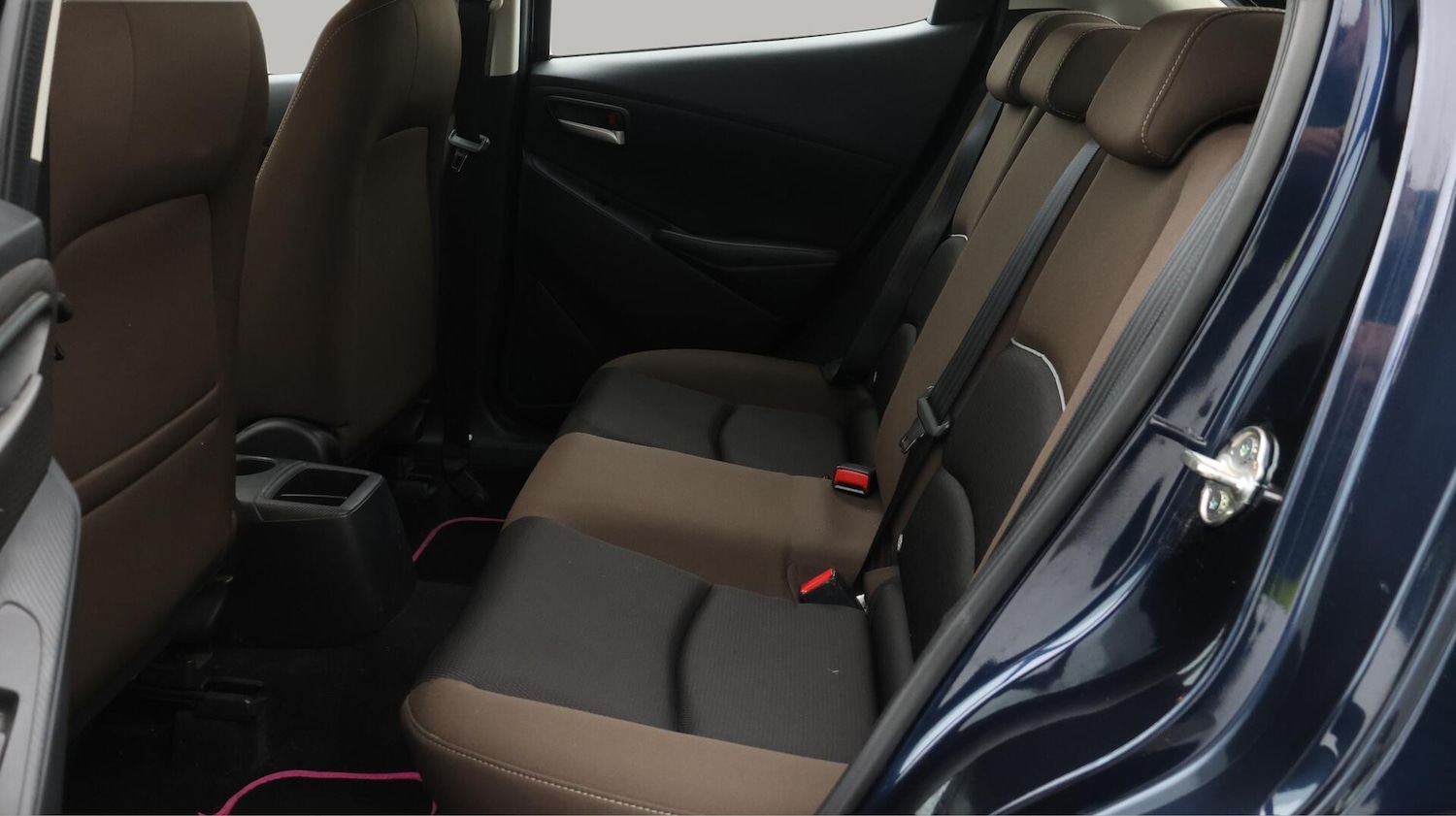 Used Mazda Mazda2 2022 for sale - 76701755: Photo 17