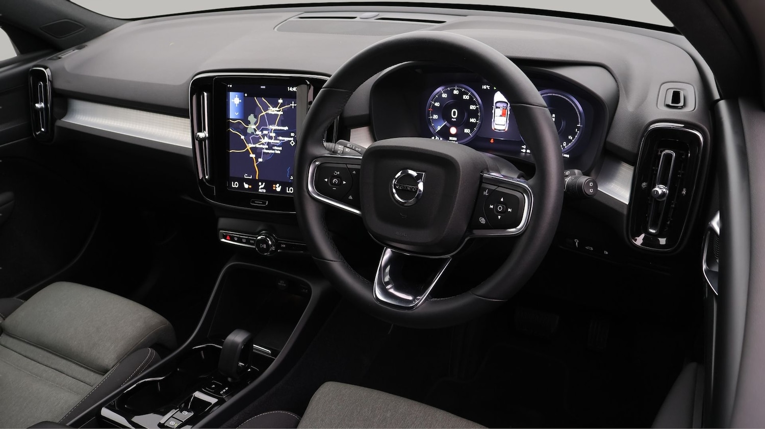 Used Volvo XC40 2023 for sale - 77589955: Photo 9