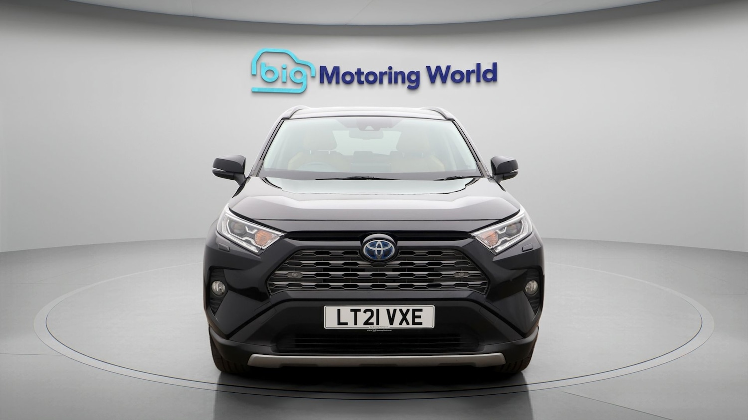 Used Toyota RAV4 2021 for sale - 77581008: Photo 2