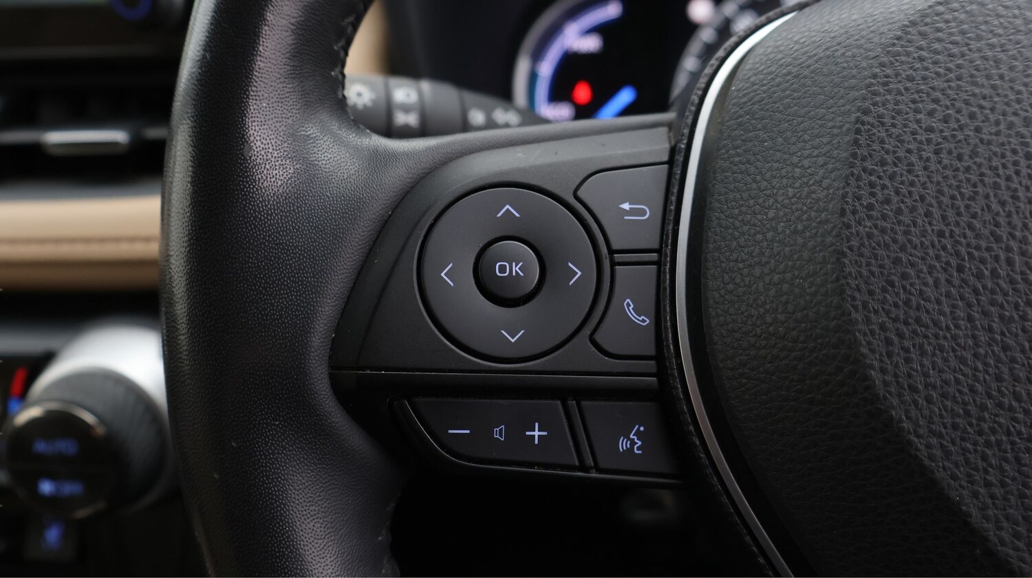 Used Toyota RAV4 2021 for sale - 77581008: Photo 25