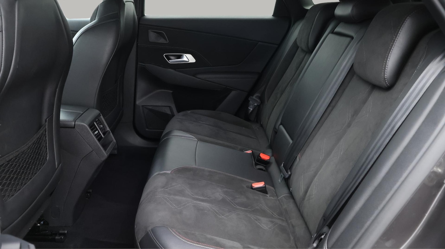 Used DS Automobiles DS 7 Crossback 2022 for sale - 76151224: Photo 17