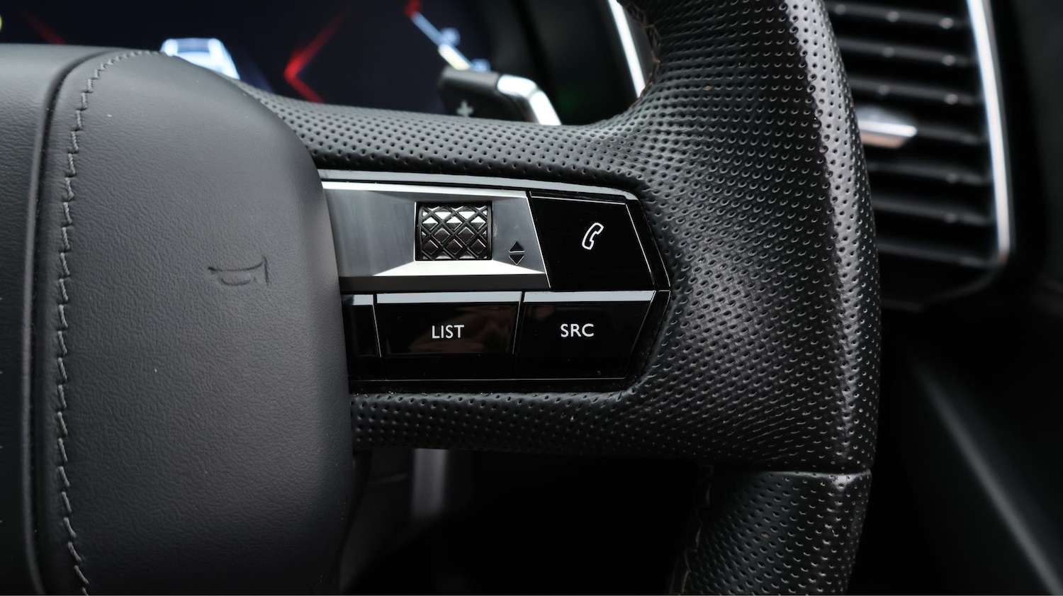 Used DS Automobiles DS 7 Crossback 2022 for sale - 76151224: Photo 26