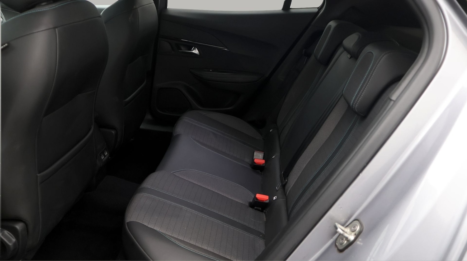 Used Peugeot 2008 2021 for sale - 77181645: Photo 16