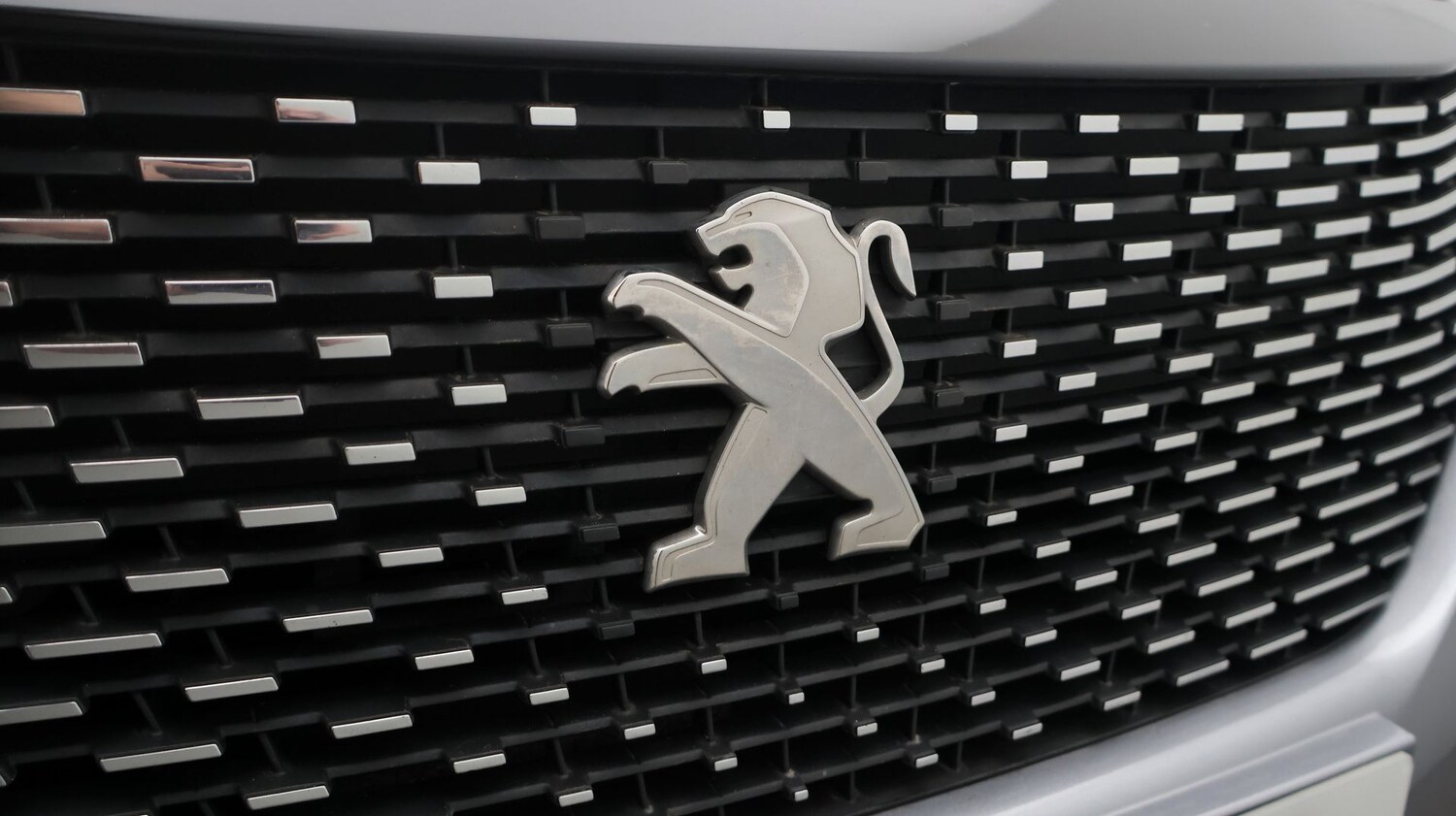 Used Peugeot 2008 2021 for sale - 77181645: Photo 27