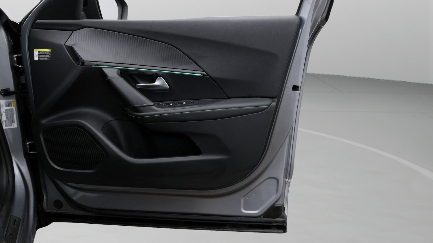 Used Peugeot 2008 2023 for sale - 77640295: Photo 15