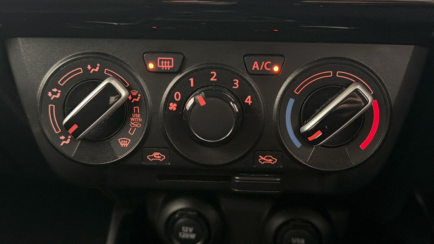 Used Suzuki Swift 2023 for sale - 77813000: Photo 11